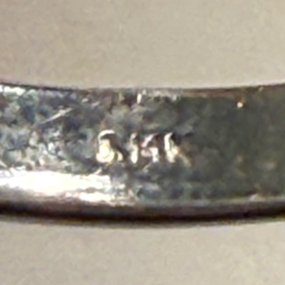 GIA 1.23ct Marquise Diamond Ring - E color, VS2 Clarity, 11.3mm x 5.5mm spread!! - Picture 6 of 11